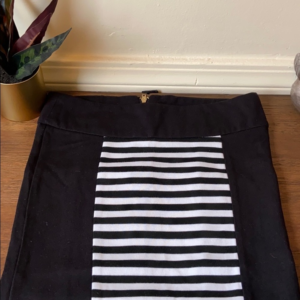 Arden B Black & White Striped Pencil Skirt Size XS - Picture 2 of 6
